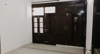 3 BHK FLAT IN SHRI HARI APARTMENT IN DWARKA SECTOR 12