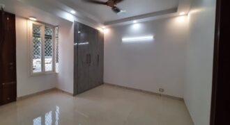 3 BHK WITH SERVANT ROOM FLAT IN DWARKA SECTOR 19